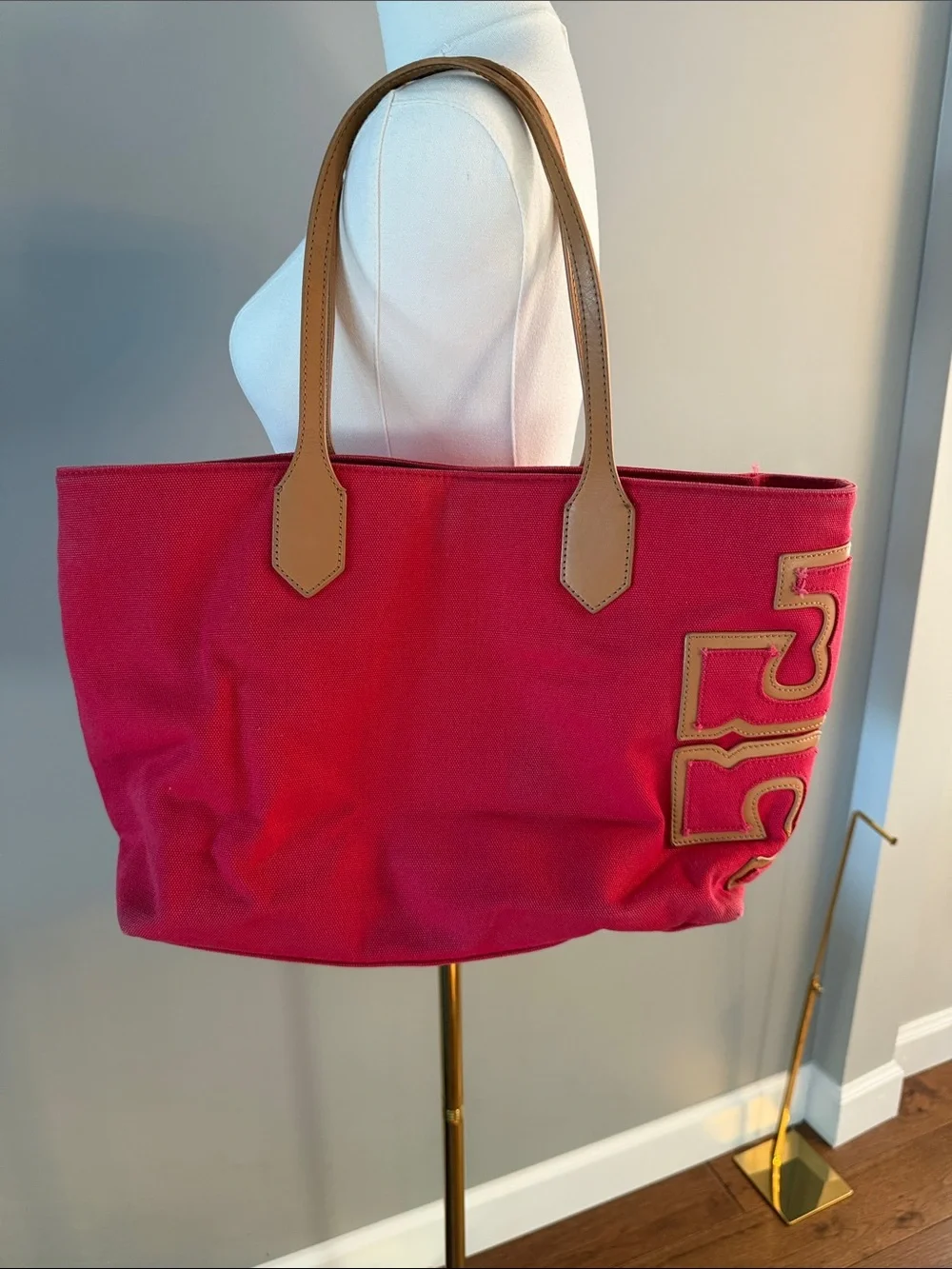AUTHENTIC TORY BURCH TOTE